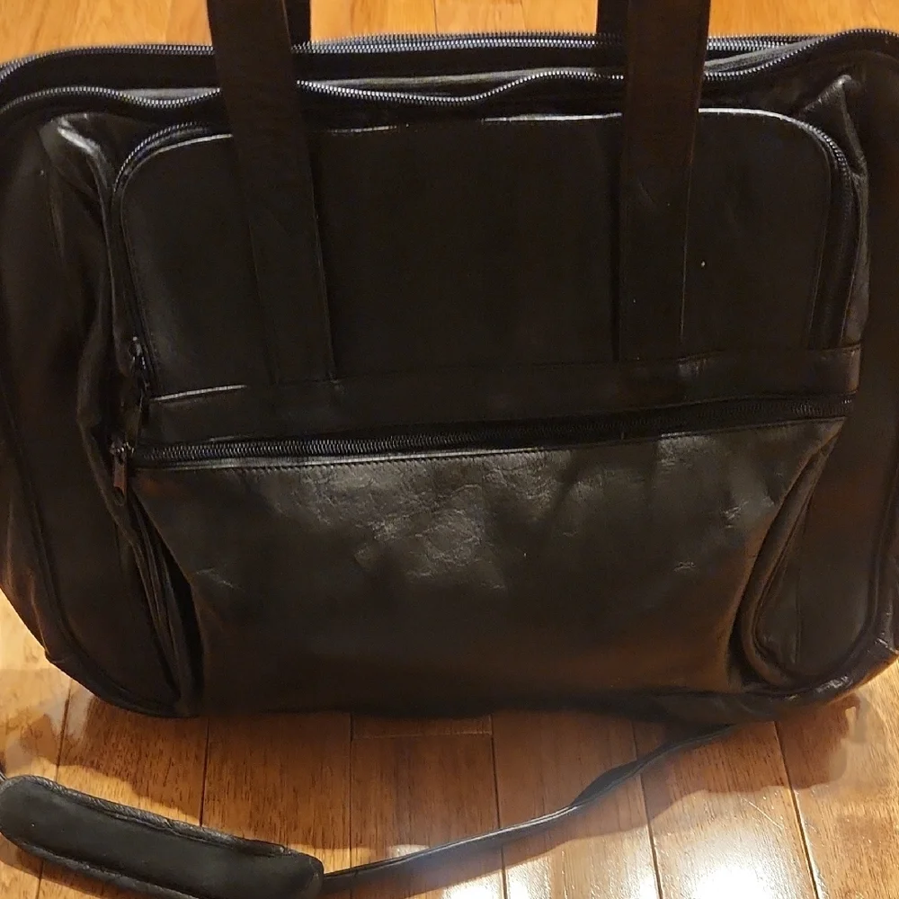 Men's Geniune Black Leather Briefcase Messagner Bag P-002